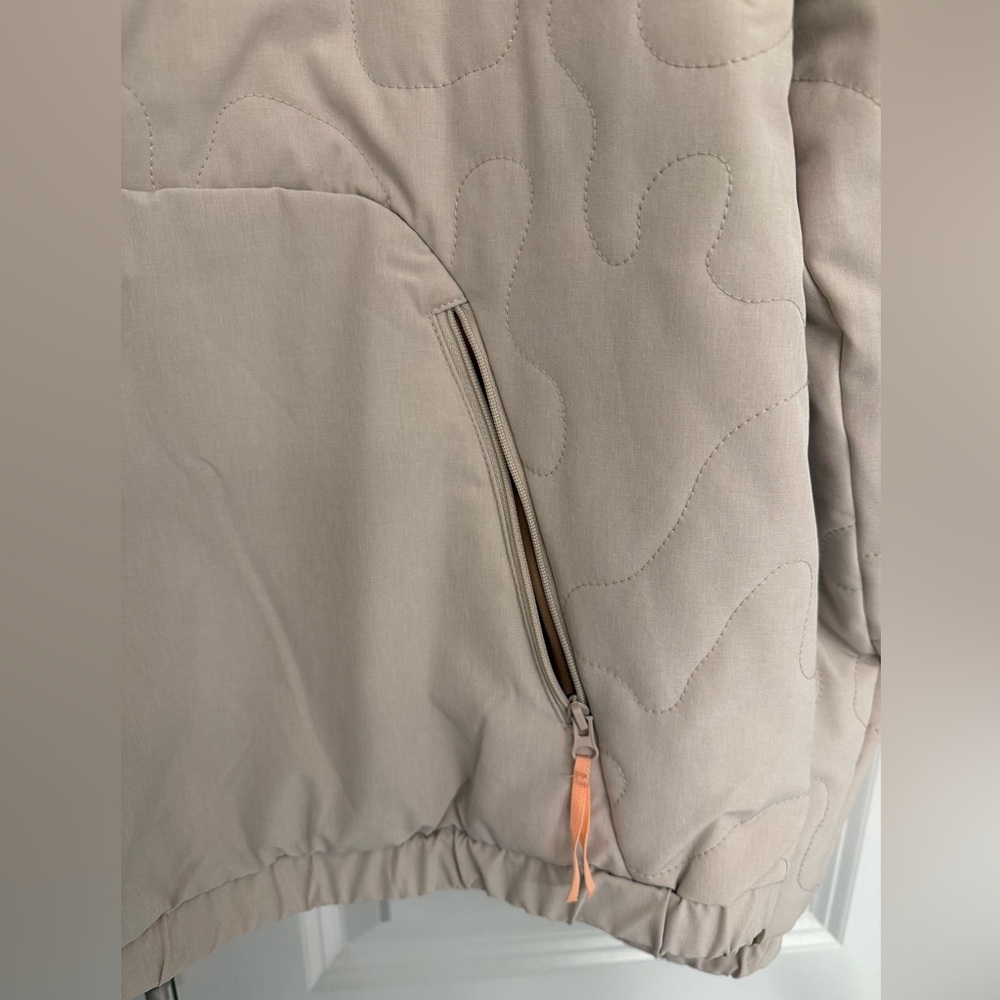 Avalanche Quilted Halfzip Jacket - Picture 2 of 5